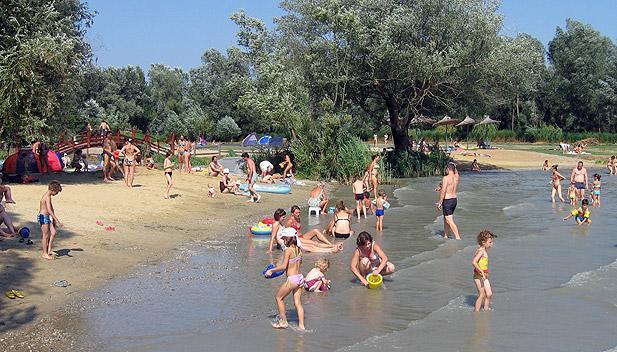 Lellei vízparti apartman homokos strandnál Balatonlelle Exterior foto