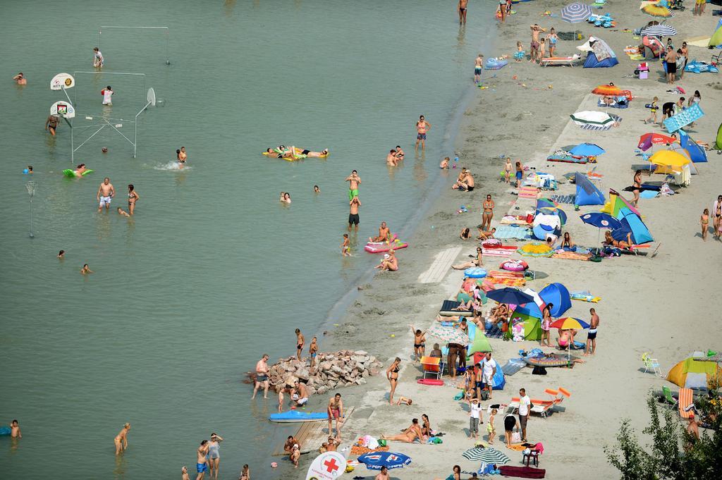 Lellei vízparti apartman homokos strandnál Balatonlelle Exterior foto